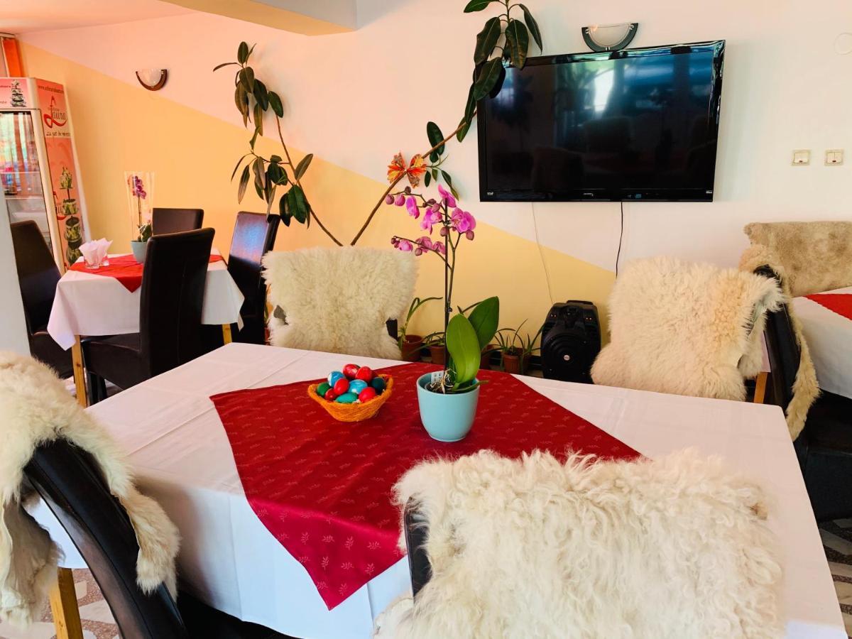 Casa Andu Hotel Dîmbovicioara Buitenkant foto